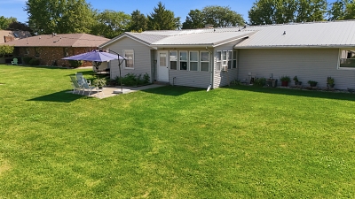 3 Bedrooms Bedrooms, 8 Rooms Rooms,2 BathroomsBathrooms,Residential,For Sale,114955