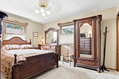 3 Bedrooms Bedrooms, 8 Rooms Rooms,2 BathroomsBathrooms,Residential,For Sale,114955