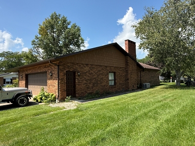 2905 York St, 3 Bedrooms Bedrooms, 10 Rooms Rooms,2 BathroomsBathrooms,Residential,For Sale,York St,114956