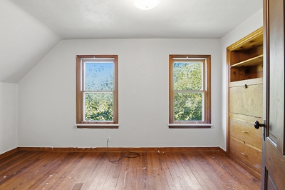 826 N. Washington St., 3 Bedrooms Bedrooms, 6 Rooms Rooms,1 BathroomBathrooms,Residential,For Sale,N. Washington St.,114963
