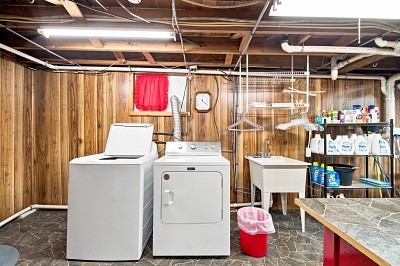 814 Elson Ave, 2 Bedrooms Bedrooms, 6 Rooms Rooms,1 BathroomBathrooms,Residential,For Sale,Elson Ave,114965