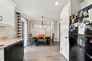 1130 Gatsby Blvd, 4 Bedrooms Bedrooms, 6 Rooms Rooms,2 BathroomsBathrooms,Residential,For Sale,Gatsby Blvd,114979