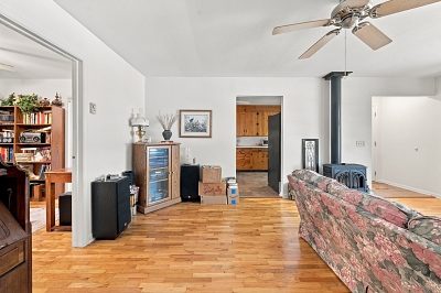 3 Bedrooms Bedrooms, 6 Rooms Rooms,1 BathroomBathrooms,Residential,For Sale,114981