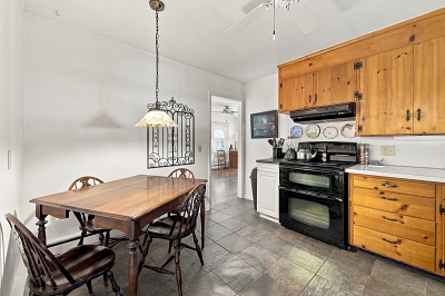 3 Bedrooms Bedrooms, 6 Rooms Rooms,1 BathroomBathrooms,Residential,For Sale,114981