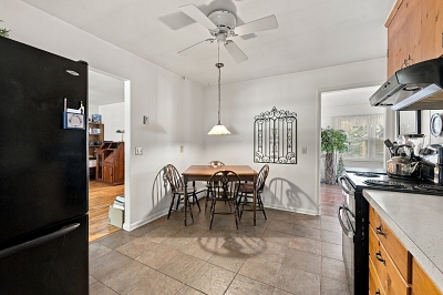 3 Bedrooms Bedrooms, 6 Rooms Rooms,1 BathroomBathrooms,Residential,For Sale,114981