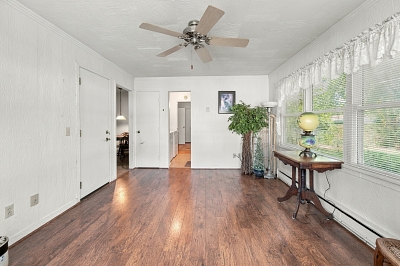 3 Bedrooms Bedrooms, 6 Rooms Rooms,1 BathroomBathrooms,Residential,For Sale,114981
