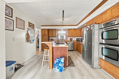 3 Bedrooms Bedrooms, 6 Rooms Rooms,2 BathroomsBathrooms,Residential,For Sale,114982