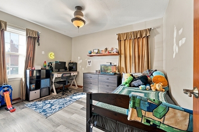 3 Bedrooms Bedrooms, 6 Rooms Rooms,2 BathroomsBathrooms,Residential,For Sale,114982