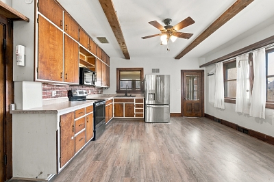 203 S. Cherry St, 4 Bedrooms Bedrooms, 6 Rooms Rooms,1 BathroomBathrooms,Residential,For Sale,S. Cherry St,114988