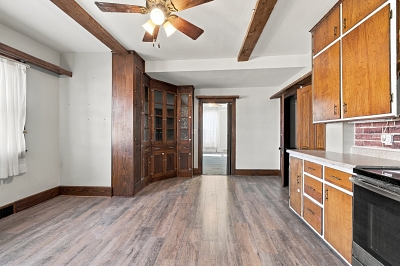 203 S. Cherry St, 4 Bedrooms Bedrooms, 6 Rooms Rooms,1 BathroomBathrooms,Residential,For Sale,S. Cherry St,114988