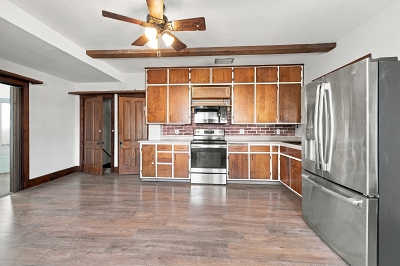 203 S. Cherry St, 4 Bedrooms Bedrooms, 6 Rooms Rooms,1 BathroomBathrooms,Residential,For Sale,S. Cherry St,114988