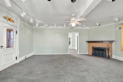 203 S. Cherry St, 4 Bedrooms Bedrooms, 6 Rooms Rooms,1 BathroomBathrooms,Residential,For Sale,S. Cherry St,114988