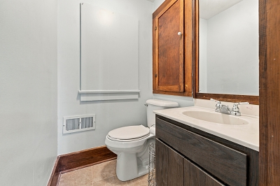203 S. Cherry St, 4 Bedrooms Bedrooms, 6 Rooms Rooms,1 BathroomBathrooms,Residential,For Sale,S. Cherry St,114988