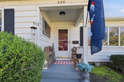 240 Webster Ave, 3 Bedrooms Bedrooms, 7 Rooms Rooms,1 BathroomBathrooms,Residential,For Sale,Webster Ave,114997