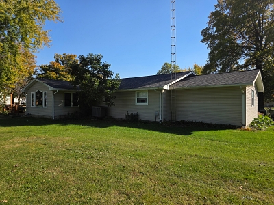 5695 Fast Rd, 4 Bedrooms Bedrooms, 6 Rooms Rooms,2 BathroomsBathrooms,Residential,For Sale,Fast Rd,115004